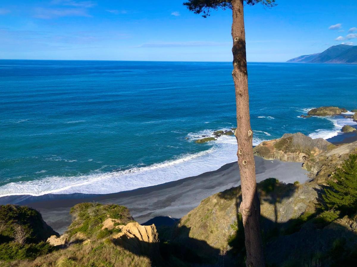 Amazing Oceanview 2 Bedroom Oceanfront! By Oceanviewhottubs Shelter Cove, Ca Tesla Ev Station מראה חיצוני תמונה