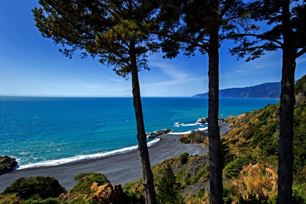 Amazing Oceanview 2 Bedroom Oceanfront! By Oceanviewhottubs Shelter Cove, Ca Tesla Ev Station מראה חיצוני תמונה