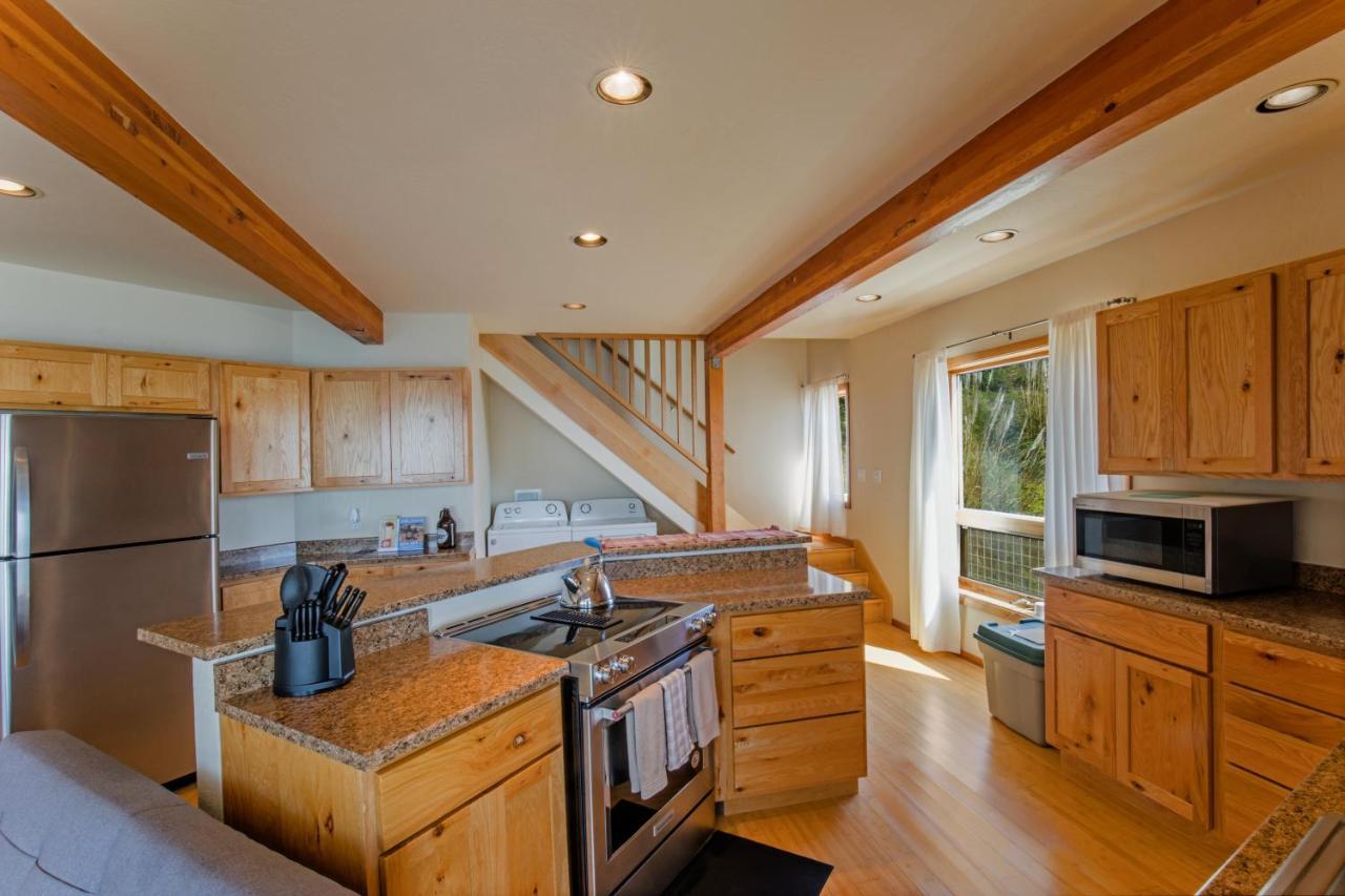 Amazing Oceanview 2 Bedroom Oceanfront! By Oceanviewhottubs Shelter Cove, Ca Tesla Ev Station מראה חיצוני תמונה